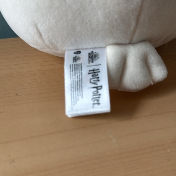 Harry Potter Hedwig 7" Squishmallow - Picture 3 of 4